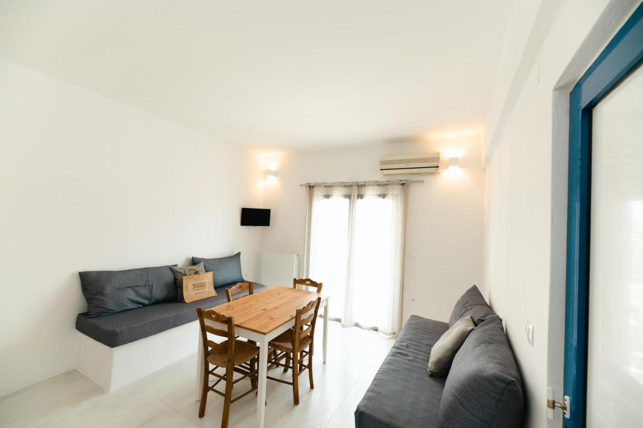 Muses Apartments Агия Анна Екстериор снимка
